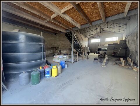   Local/ Atelier + bureau À VENDRE – de 508 m² avec grand terrain clos de 3 737 m² – Emplacement stratégique SAINT JEAN D'ANGELY ( 
