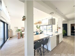  Maison � vendre 10 pi�ces 220 m�
