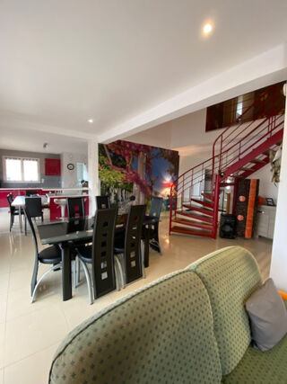  Maison � vendre 6 pi�ces 175 m�