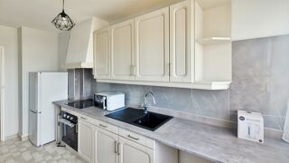  Appartement à louer 2 pièces 45 m²