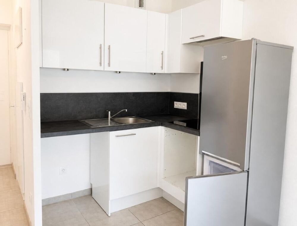 Location Appartement Appartement 2 pièces avec balcon et parking à ST LEGER DU BOURG DENIS Saint leger du bourg denis