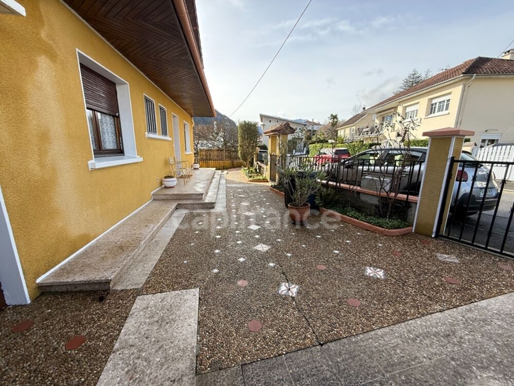 Vente Maison Grande maison de 160 m² avec 2 garages Lourdes
