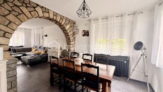 Vente Maison Propriété d'environ 187 m2 à SAINTE-OPPORTUNE Briouze