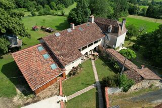  Propri�t�/ch�teau � vendre 13 pi�ces 390 m�