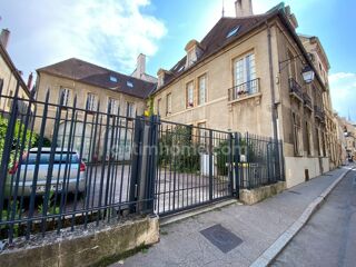  Appartement à vendre 8 pièces 200 m²