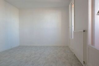  Appartement à louer 1 pièce 27 m²