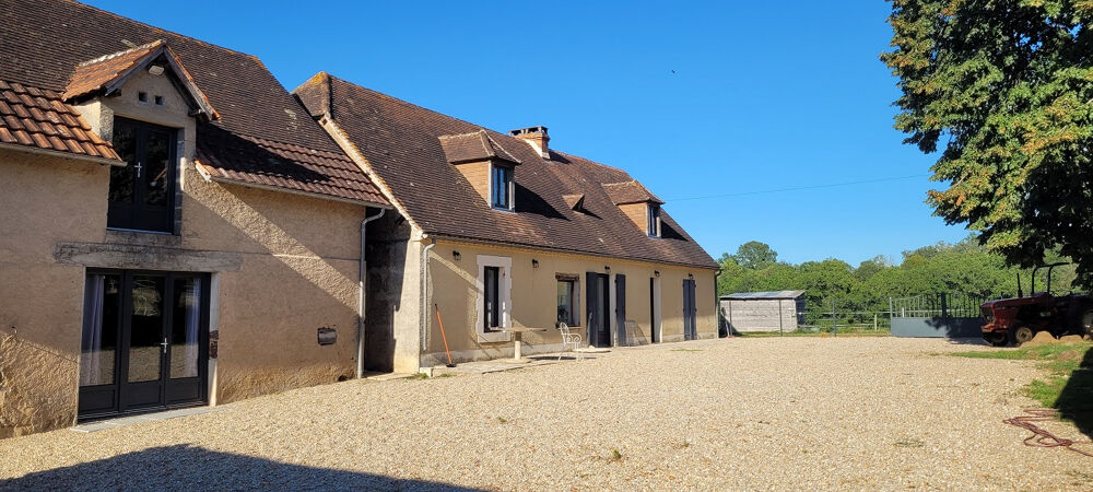 Vente Maison Rouffignac: au calme, sans voisins, corps de ferme avec maison rénovée en 2021. Jardin 5 hectares autour Rouffignac saint cernin de r