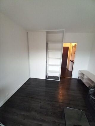  Appartement à louer 1 pièce 19 m²