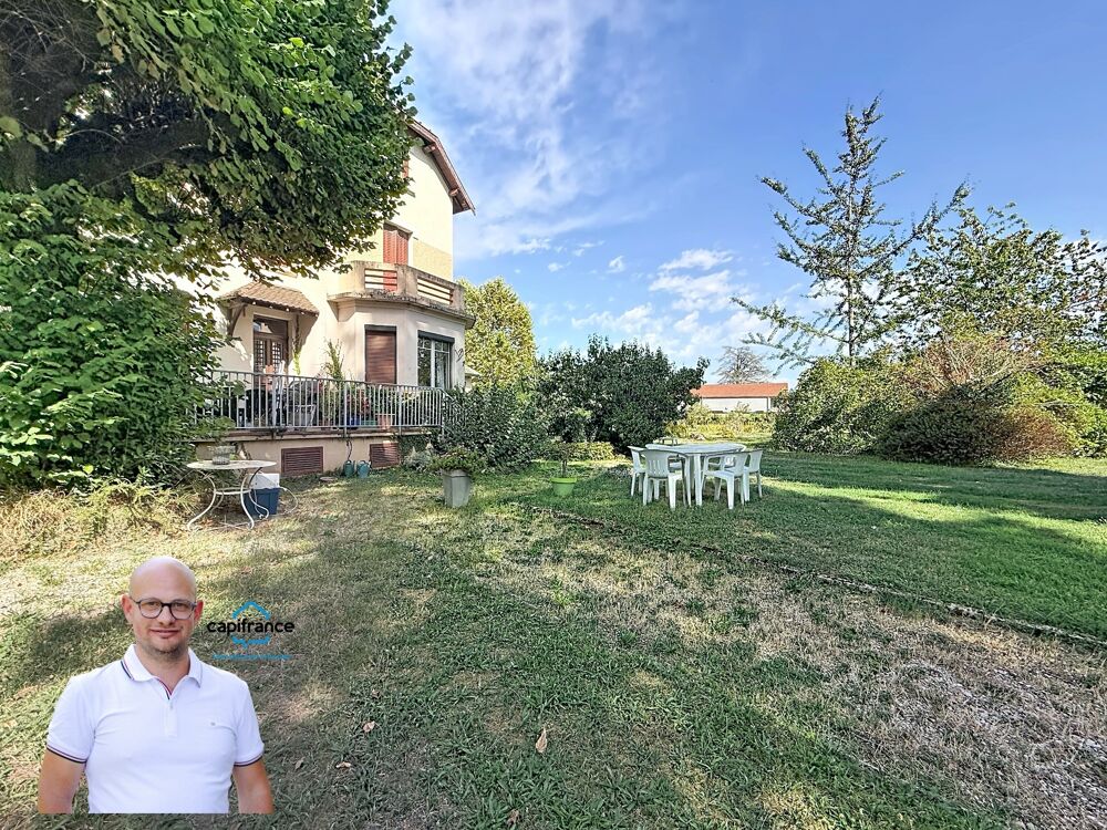 Vente Maison Maison à vendre 6 pièces LES ABRETS (38) sur plus de 2600m2 de terrain Les abrets