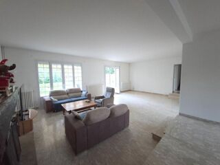  Maison � vendre 7 pi�ces 205 m�