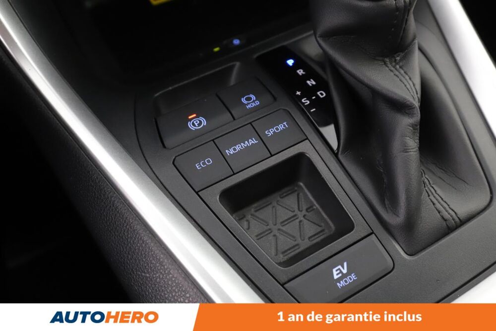 RAV 4 2.5 Hybride 2WD Dynamic 218 ch 2022 occasion 92130 Issy-les-Moulineaux