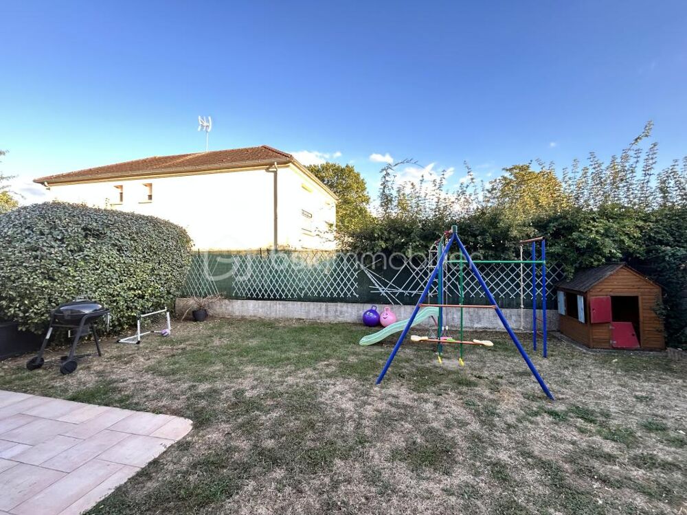 ?EXCLUSIVITE. Maison familiale d'exception (2009) : 4 chambres dont suite parentale et mezzanine, jardin & garage  Limeil-Bréva