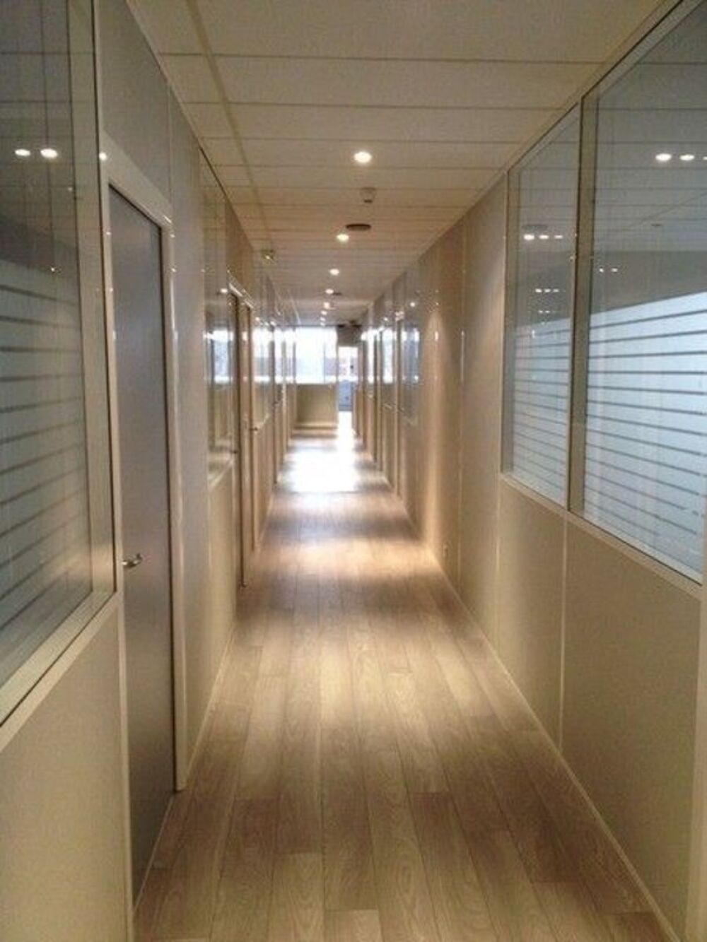   Bureau de 27 m2 à louer à Cergy Préfecture Cergy