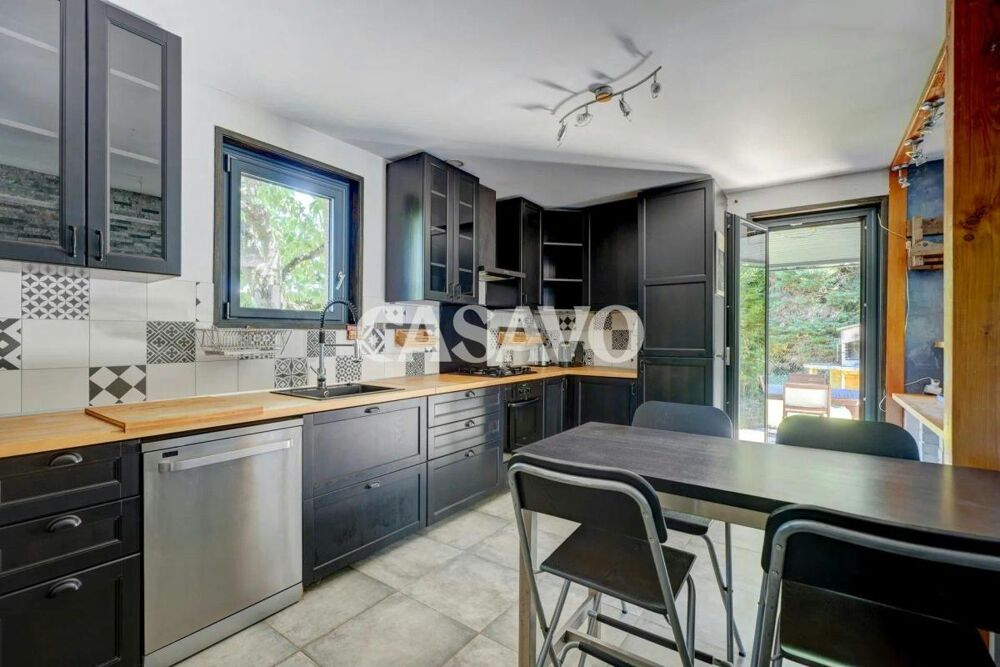 Vente Maison Vente Maison 6 pièces de 170m² - 69720 Saint-Laurent-de-Mure Saint laurent de mure
