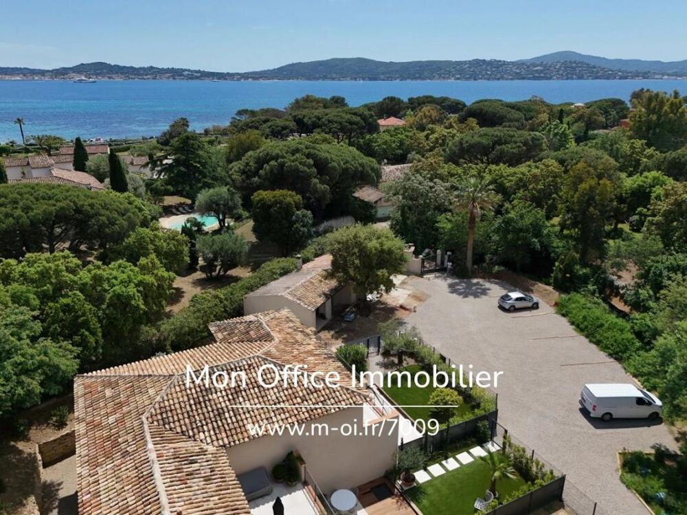 Référence : 7009-LES - MAISON RÉNOVÉE À 100M DE LA MER AVEC JARDIN ET GARAGE À GRIMAUD BEAUVALLON
