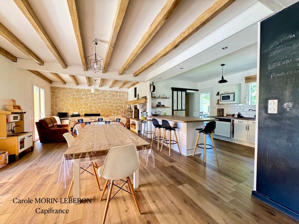 Maison de plain-pied, 4 chambres, double garage et jardin