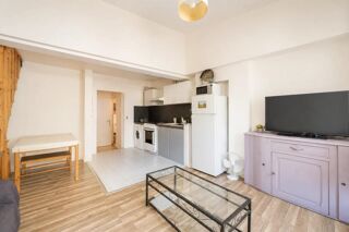  Appartement à vendre 10 pièces 180 m²