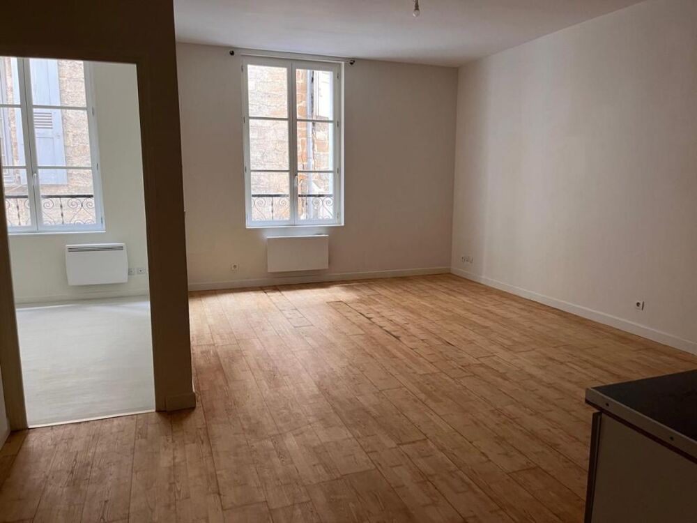 Location Appartement T3 de 72 m² centre historique du PUY EN VELAY Le puy en velay