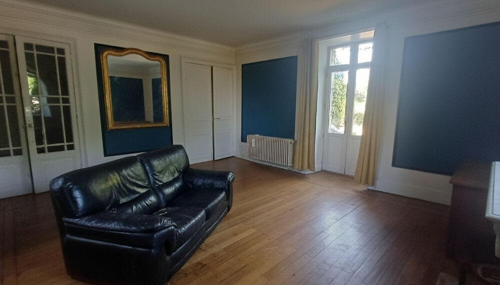 Vente Maison Maison de maitre à Cluis 8 pièce(s) 294 m2 Cluis