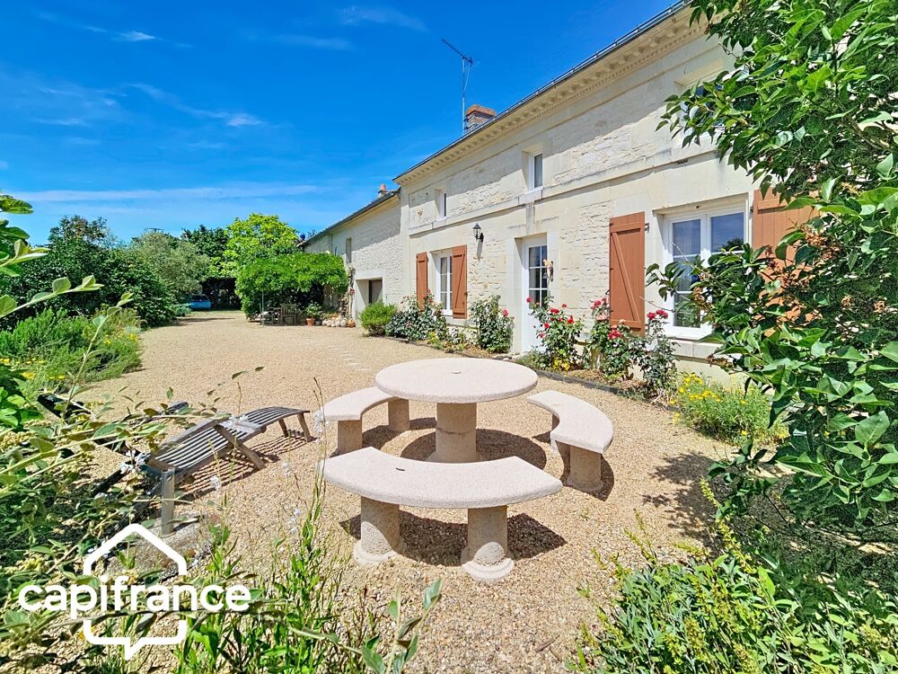 Maison en pierre de caractère 195 m²  3 chambres  mezzanine  terrain 1 606 m²  Saint-Martin-de-Sanzay proche Saumur, Montreu