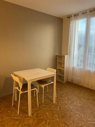  Appartement � louer 1 pi�ce 27 m�