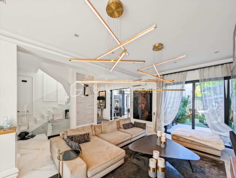 ? Maison darchitecte contemporaine  8 pièces  5 chambres  Piscine