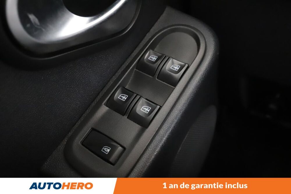 Duster 1.5 dCi Black Touch 4x2 110 ch 2017 occasion 92130 Issy-les-Moulineaux