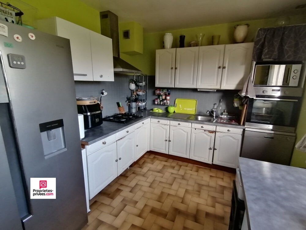 Vente Maison TRUN (61160) maison   5 pièces,  103  m2 environ,  4 chambres, 1 bureau  PRIX  156 450 honoraires 5% inclus à la charge de l'acq Trun