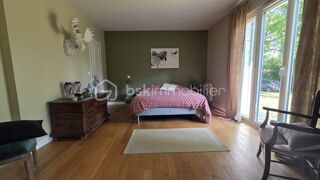  Maison � vendre 9 pi�ces 230 m�