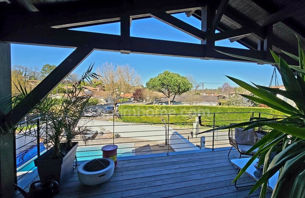 Vente Maison Maison familiale avec piscine à débordement – Cadre privilégié aux portes de Bordeaux (33) Villenave d ornon