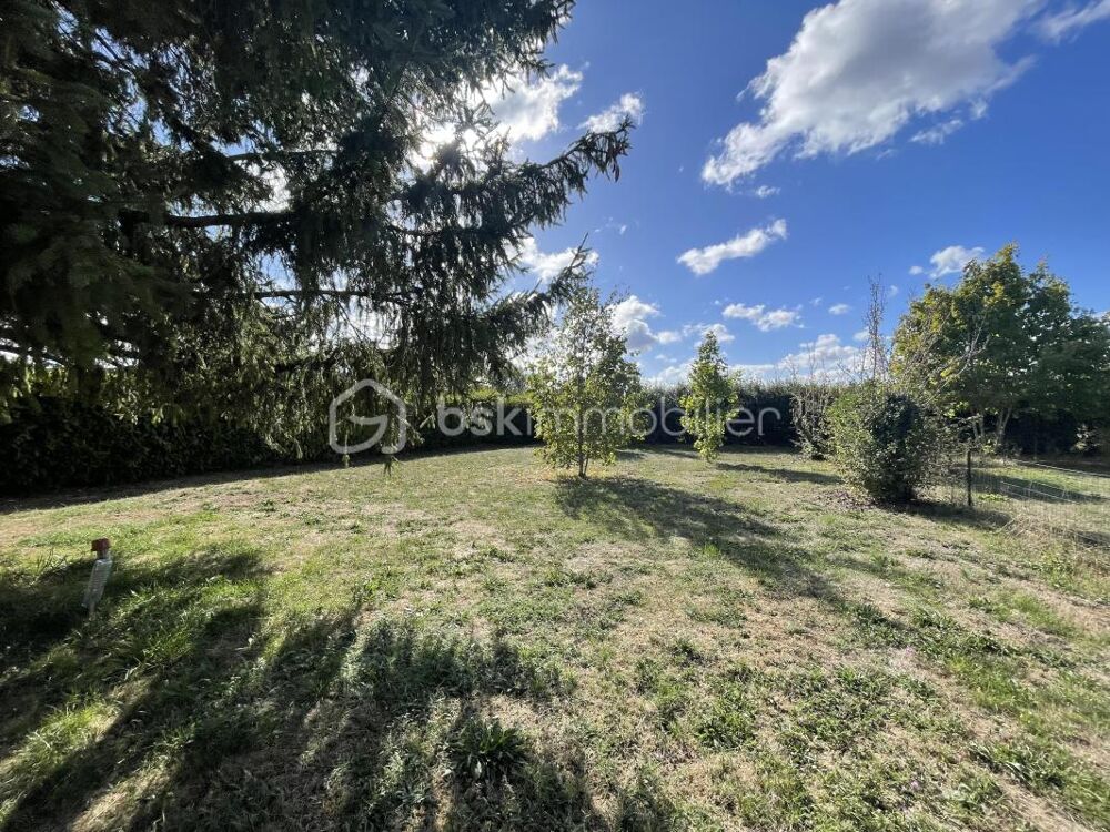Vente Maison COUP DE CŒUR – AUTHENTIQUE LONGÈRE DE CHARME AU CALME, SANS VIS-À-VIS Egreville