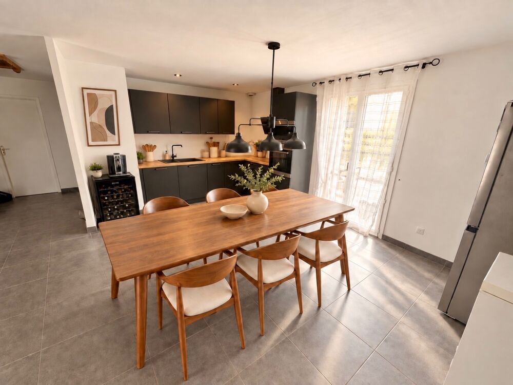 Jolie maison, économique, endroit, calme ( BRENOUILLE)