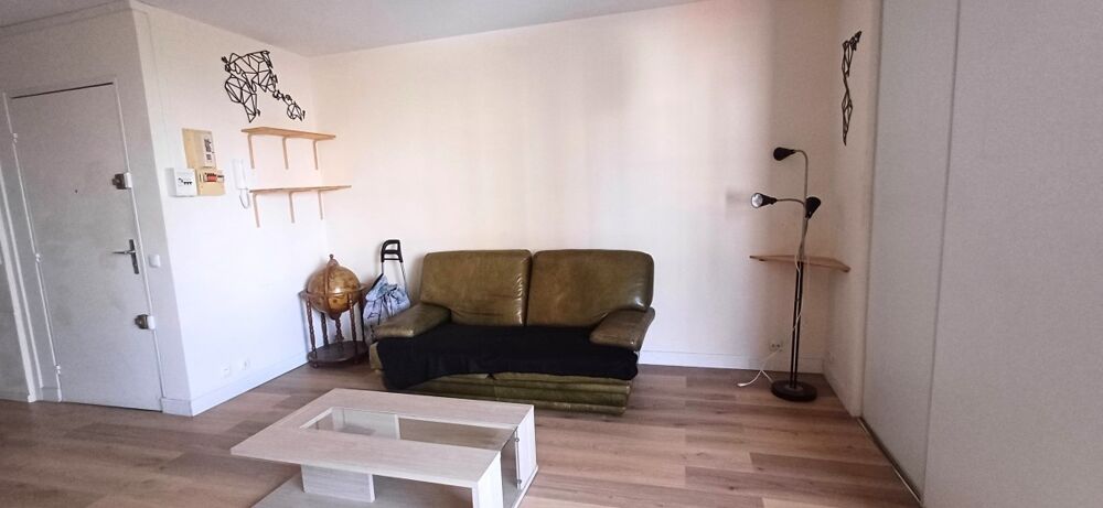 Location Appartement T1 MEUBLE avec balcon et parking à TOULON Toulon