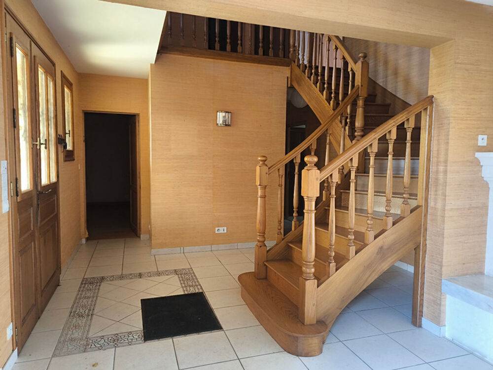 Vente Maison ? Maison d'exception de 261m² – Prestations haut de gamme & volumes remarquables SOLESMES (72) Solesmes