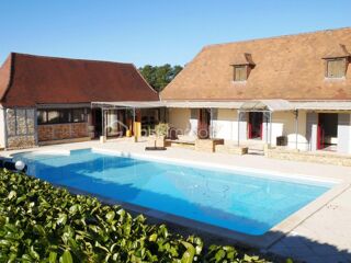 Propriété/château à vendre 7 pièces 316 m²