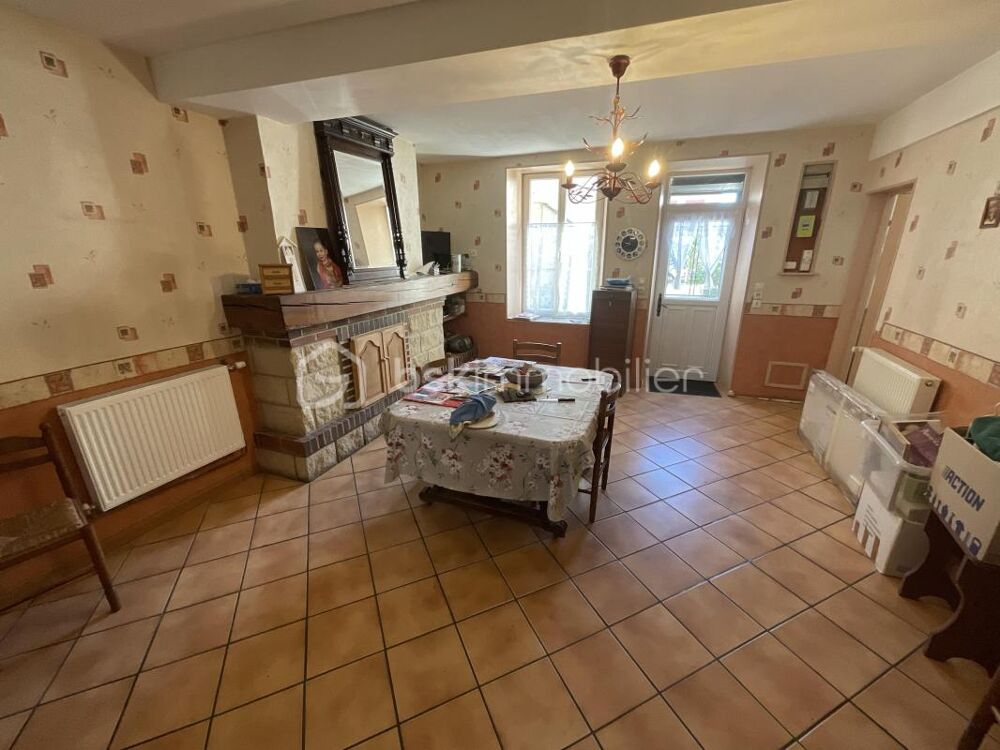 ? Maison familiale avec grange à Villeneuve-l'Archevêque