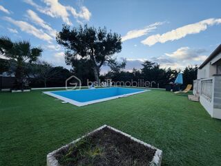  Villa à vendre 12 pièces 336 m²