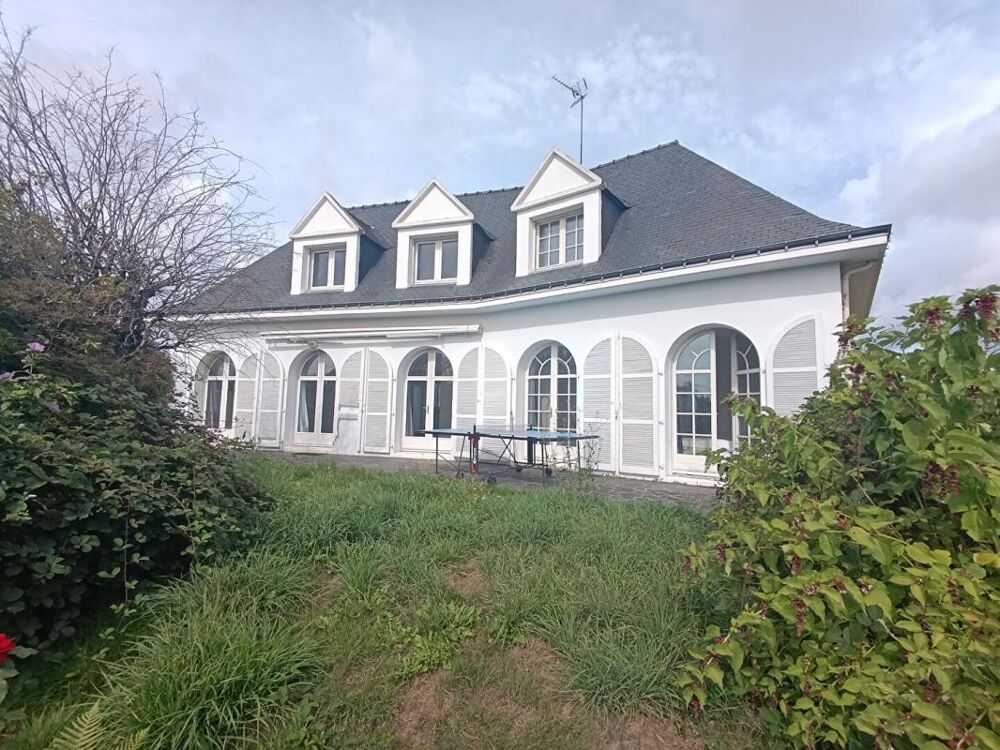 Maison 7 pièces 196 m² · à Pontivy · 196 m² · 359 990 €
