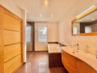  Villa à vendre 8 pièces 280 m²