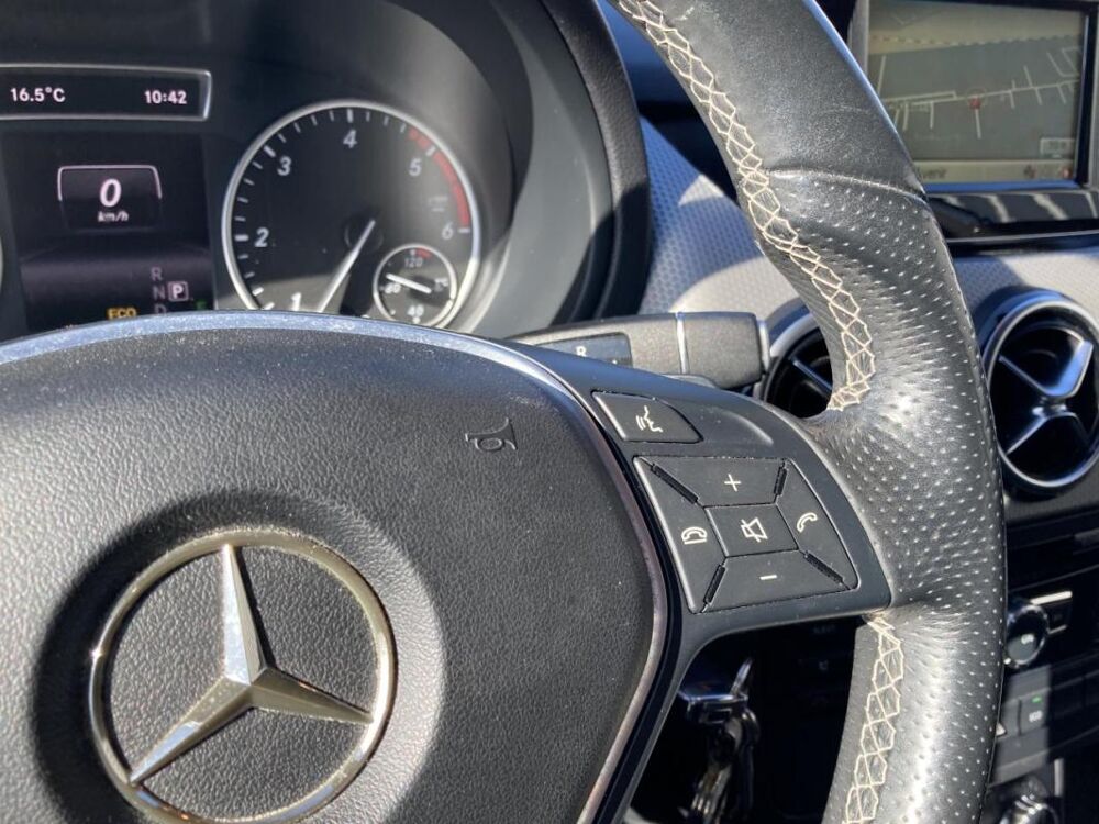 Classe B 200 SPORT - 7G-DCT ENTRETIEN MERCEDES ORIGINE FRANCE 2015 occasion 14650 Carpiquet