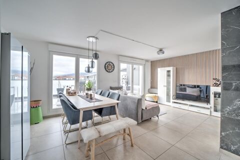   Appartement r�cent Appartement - 5 pi�ce(s) - 104 m�