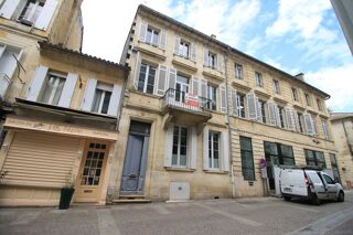  Maison  vendre 8 pices 220 m