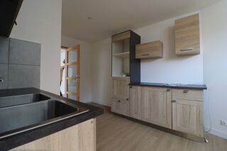  Propri�t�/ch�teau � vendre 10 pi�ces 280 m� Mauriac