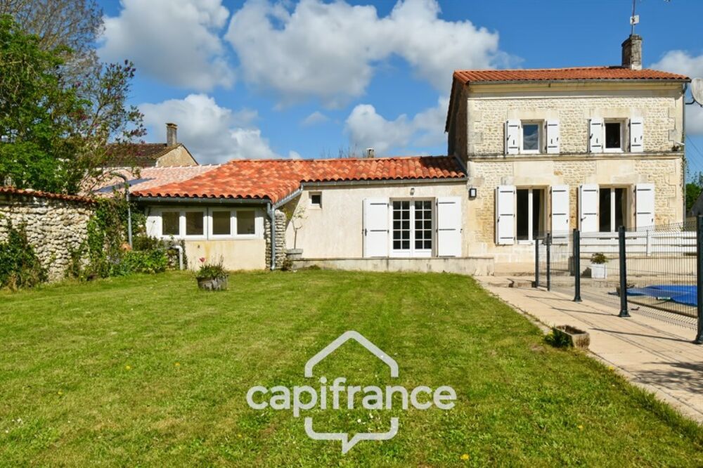 Maison à vendre 5 pièces TORXE (17) avec jardin clos de 1000m², garage et atelier