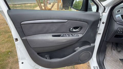 Sc&eacute;nic III 1.2 Tce 115 Limited 2014 occasion 60800 Crepy En Valois