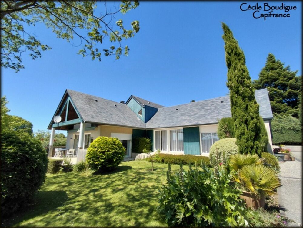 Entre Pau et Tarbes à 7 kms de Soumoulou Maison d'architecte belle vue sur Pyrénées 16000 m² de terrain