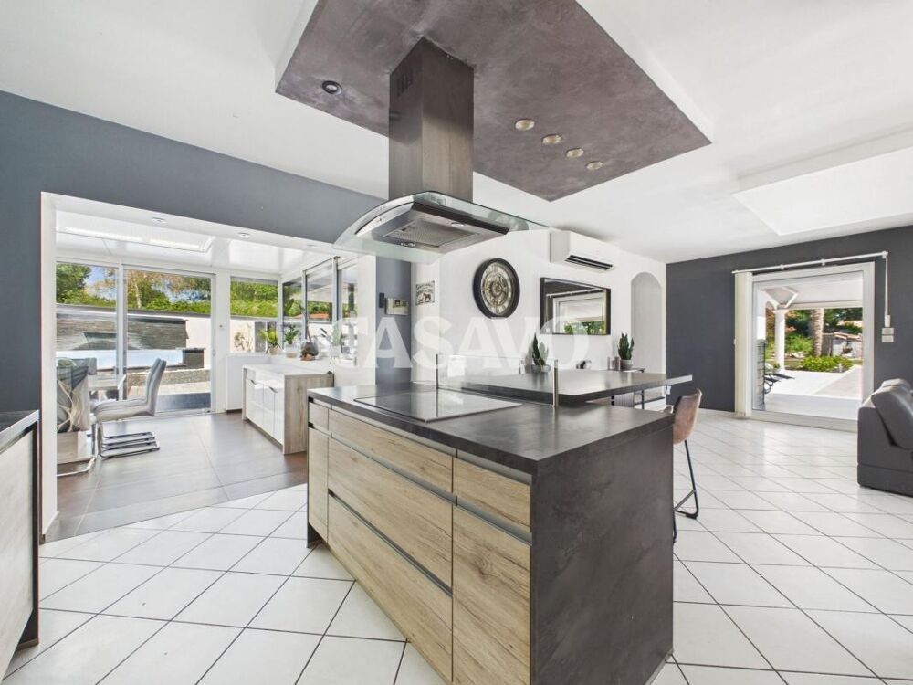 Vente Villa Vente Villa 8 pièces de 189m² - 69300 Caluire-et-Cuire Caluire et cuire