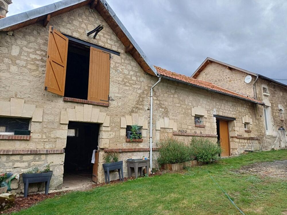 CORPS DE FERME