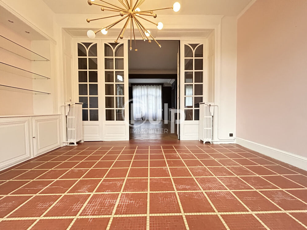  vendre  Proprit/chteau La Madeleine (59110)