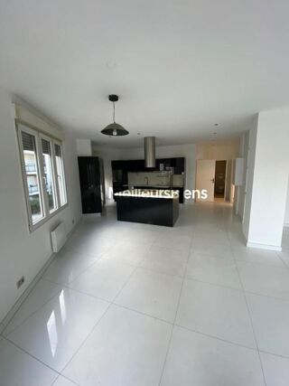  Appartement à louer 5 pièces 170 m² Romainville